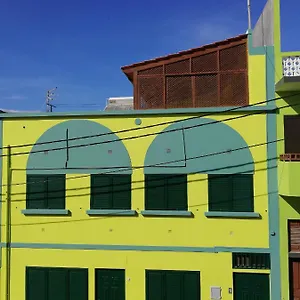 Residencial Chez Flor Porto Novo